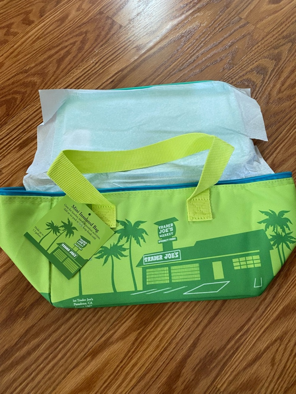 Trader Joe's Lime Green Insulated Lunch Tote